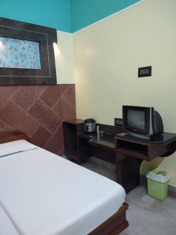 Krishna Lodge Tiruchirappalli Pokój zdjęcie