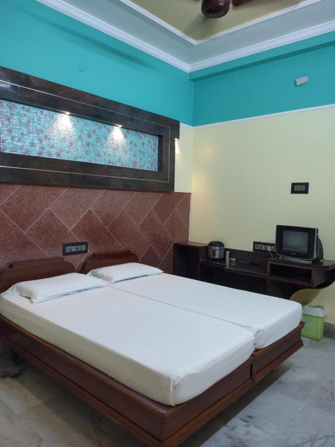 Krishna Lodge Tiruchirappalli Zewnętrze zdjęcie