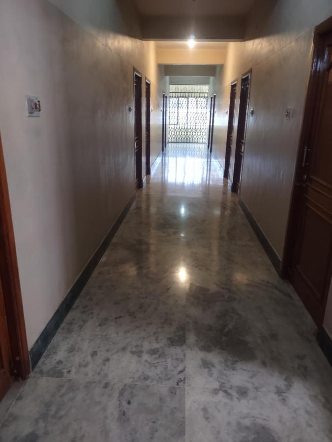 Krishna Lodge Tiruchirappalli Zewnętrze zdjęcie