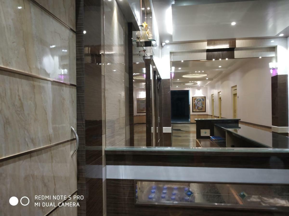 Krishna Lodge Tiruchirappalli Zewnętrze zdjęcie