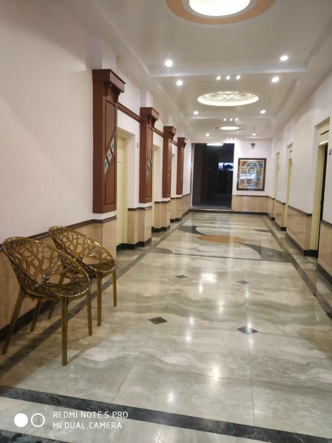Krishna Lodge Tiruchirappalli Zewnętrze zdjęcie
